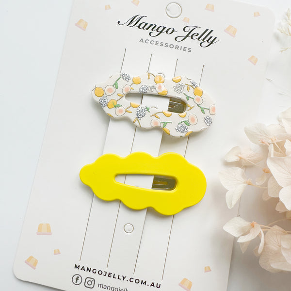 Cloud shape snap clips - yellow