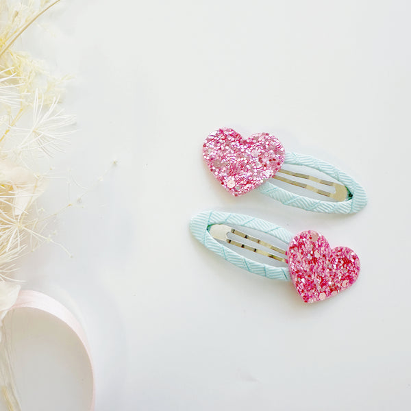 Kids Classic light weight hair clips -  love heart