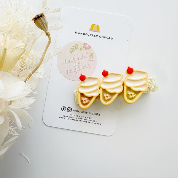 Tea time treats handmade collection - Bar Clips (Cherry soft serve)