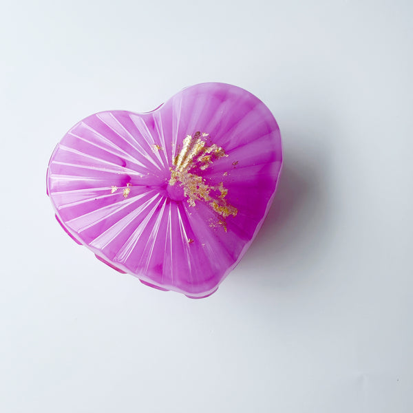 Patterned heart shaped trinket box (with lid)